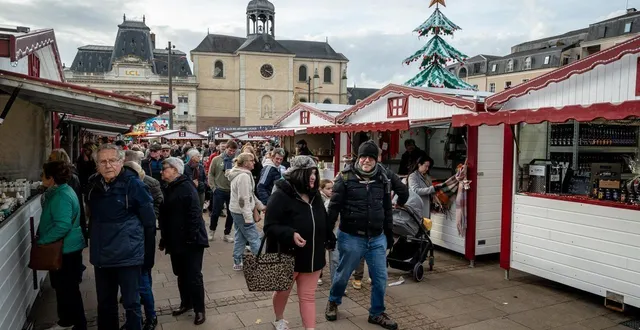 photo  le marché de noël cette année aura lieu du 22 novembre au 28 décembre 2025.  &copy;  archives le maine libre – xavier sarrat 