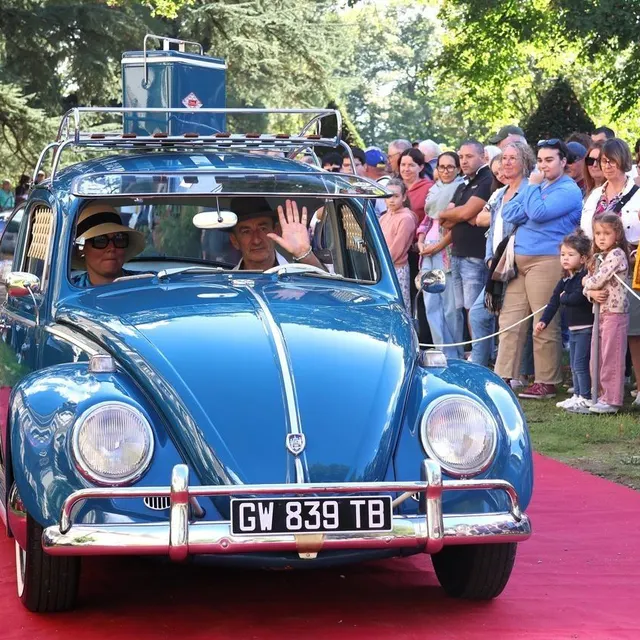 photo une coccinelle sur le tapis rouge du concours d’élégance.  ©  ouest-france