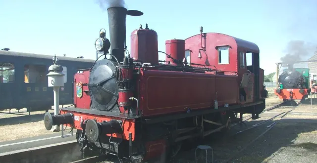 photo  c’est tiré par la loco la chéronne que se fera l’escapade férroviaire, dimanche 5 octobre 2025, à beillé (sarthe).  &copy;  ouest-france 