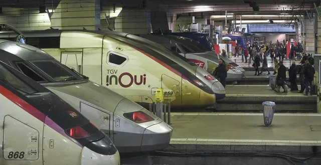 photo  les trains partent avec plusieurs dizaines de minutes de retard de montparnasse.  &copy;  illustration le maine libre - denis lambert 