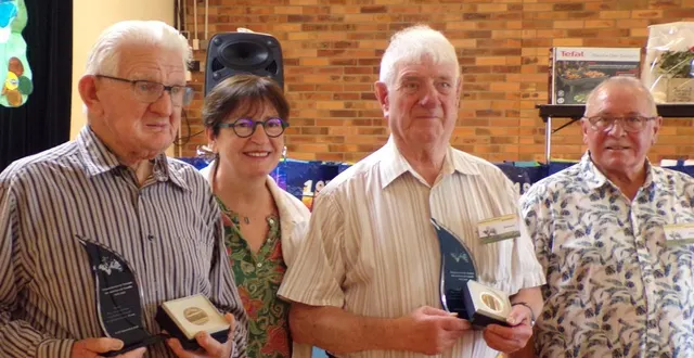 photo  bernard moulin et marcelle trudelle ont été médaillés  &copy;  le maine libre 