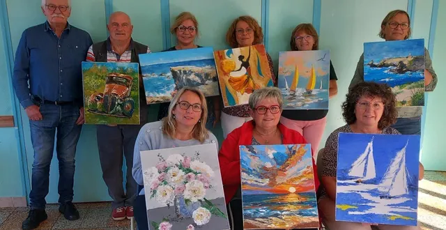 photo  l’artiste michel fourreaux, à gauche, en compagnie des participants à l’issue de la formation.  &copy;  le maine libre 