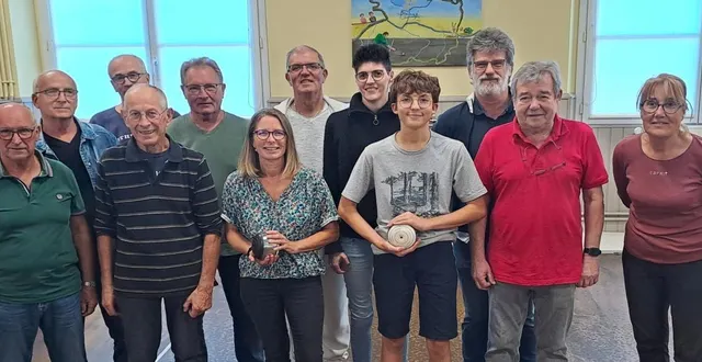 photo  la boule de fort, une discipline qui s’ouvre peu à peu aux jeunes générations.  &copy;  ouest-france 