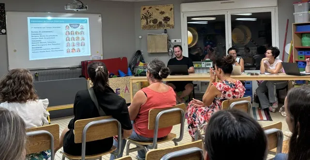photo  de g. à dr. : yohann stoll, mathilde moreau et morgane morin.  &copy;  co 