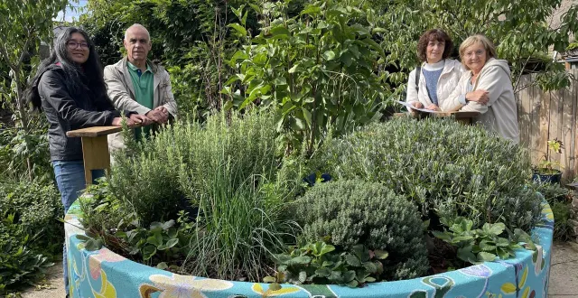 photo  simone bacles-min, de l’association cultivons pour le mieux manger, pascal coconnier et martine hurel, de l’association aime, et christine labé, de la casa feliz, sont à l’initiative de la semaine du vivant, qui se déroulera à sablé-sur-sarthe du 27 septembre au 4 octobre 2025.  &copy;  ouest-france 