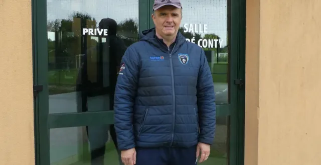 photo  bénévole au club depuis 21 ans, david drouin est le nouveau président de la section football des jsc.  &copy;  ouest-france 