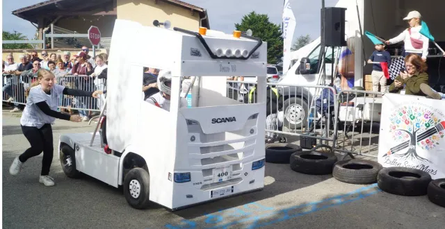 photo  la quatrième course de caisses à savon a connu un franc succès, ce week-end.  &copy;  ouest-france 