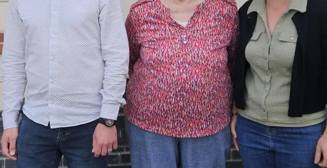 photo  thony berger, directeur de la résidence ; marie-thérèse doisneau, présidente du club d’animation du val de l’isle et olivia burot, animatrice.  &copy;  co 