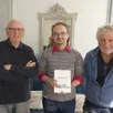 photo pierre menou, julien colas, jean-marc blot et daniel cheneau (absent sur la photo) et leur ouvrage.