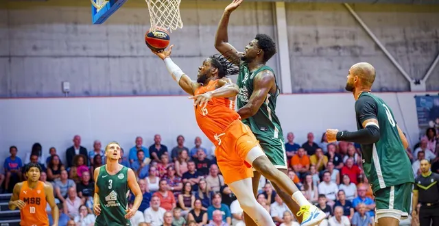 photo  wilfried yeguete s’exprime pleinement dans le jeu prôné par guillaume vizade.  &copy;  dominique breugnot 