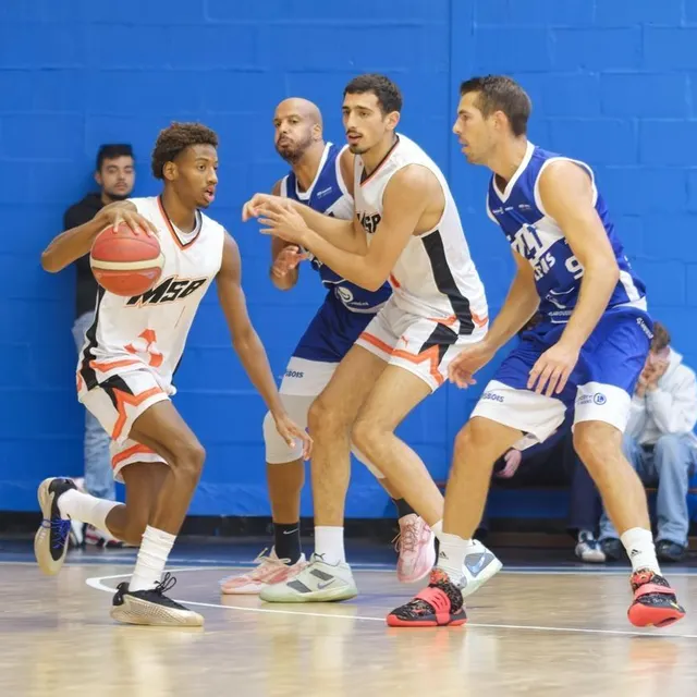 photo les espoirs manceaux ont joué face à la jalt le mans en préparation.  ©  dominique breugnot.