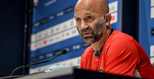 photo  maxime d’ornano, l’entraîneur du sm caen, n’a toujours pas vu un match plein...  &copy;  martin roche / ouest-france 