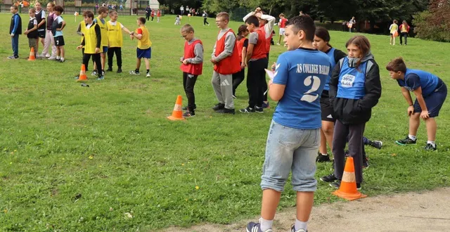 photo  on s’affronte entre équipe sur un parcours afin de faire le meilleur temps.  &copy;  le maine libre 