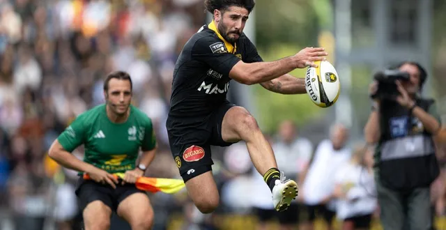 photo  jules favre a aplati le seul essai de la rochelle en première période, ce samedi 27 septembre 2025 face à perpignan.  &copy;  afp 