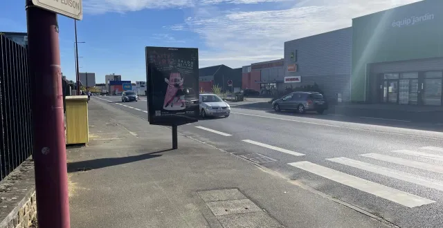 photo  la collision a eu lieu rue thomas-edison, au mans.  &copy;  ouest-france 