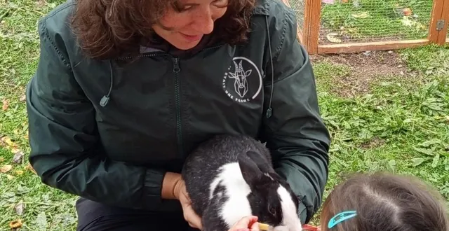 photo  marion présente un lapin que les enfants ont adoré.  &copy;  co 