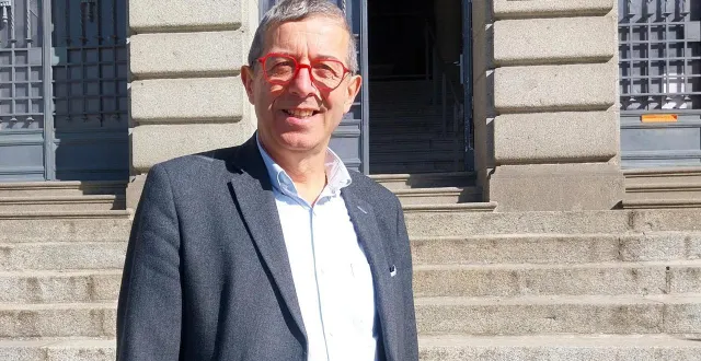 photo  le maire michel leroyer a annoncé sa candidature ce lundi 29 septembre 2025.  &copy;  ouest-france 