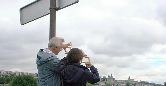 photo  chaque personne volontaire appelée « adoptante » propose librement un « point de vue » (dans le jargon) en collaboration avec les photographes professionnels du programme  &copy;  dr 