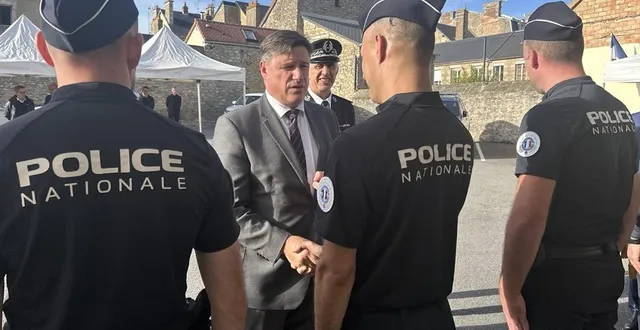 photo  ce sont vingt-cinq nouveaux postes de police qui sont alloués au commissariat d’alençon.  &copy;  ouest-france 