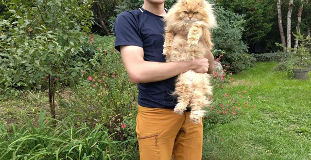 photo  valentin larochette vient de créer sa micro entreprise, animalis pet sitting.  &copy;  co 