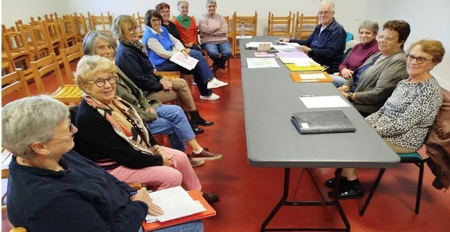photo  dernière réunion de préparation des bénévoles de la ligue contre le cancer pour octobre rose 2025.  &copy;  ouest-france 