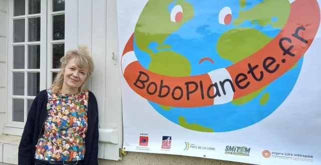 photo  ici au siège de l’association, sa présidente marika latzko, au chevet de la planète depuis 20 ans avec l’aide des enfants proclamés docteurs pour la terre.  &copy;  ouest-france 