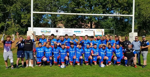 photo  sourires et motivation pour l’équipe senior au coup d’envoi de la saison.  &copy;  le maine libre 