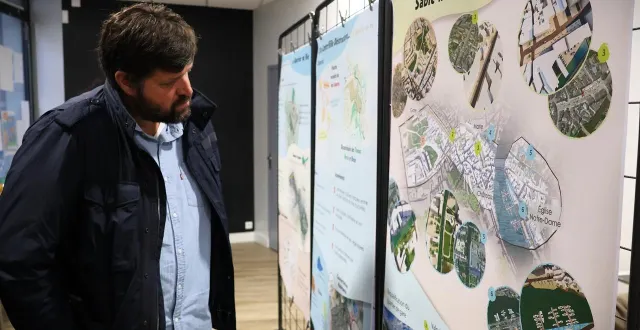 photo  une exposition dédiée au travail de projection des étudiants en urbanisme du mans est installée jusqu’au 15 octobre 2025 dans le hall de la micro-folie, à sablé-sur-sarthe.  &copy;  ouest-france 