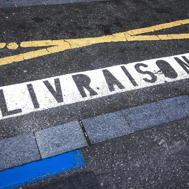 photo il existe deux types d’emplacements livraisons : les partagés et les sanctuarisés.  ©  afp