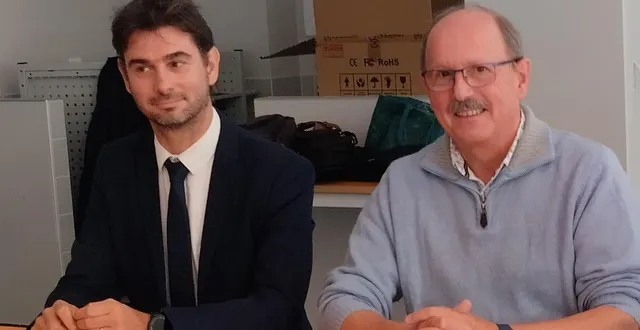 photo  de gauche à droite, benjamin philippe, inspecteur de l’éducation nationale, dans la circonscription de l’aigle et françois baille, vice-président union des dden de l’orne.  &copy;  ouest-france 
