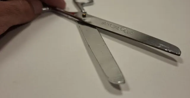 photo  le sexagénaire avait agressé plusieurs fois ses voisins, jusqu’à les menacer avec une paire de ciseaux.  &copy;  courrier de l’ouest 