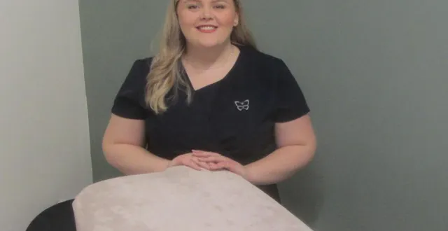 photo  angélique renou, esthéticienne, aremplacé élodie beloin.  &copy;  ouest-france 