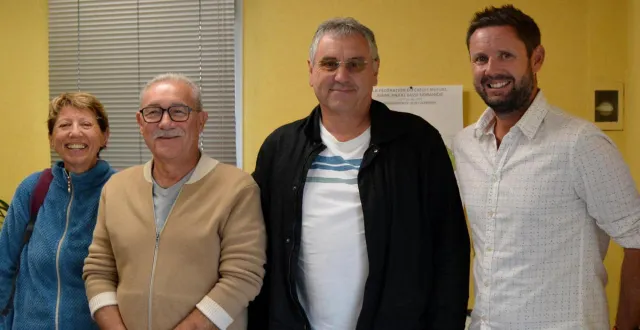 photo  de gauche à droite : marinette bénard, vice-présidente de l’anille braye tennis intercommunale ; didier leconte, le trésorier adjoint ; thierry brisard, le président, et jean-charles rioton, éducateur sportif.  &copy;  ouest-france 