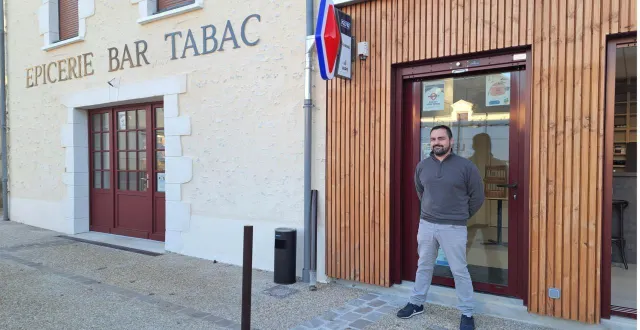 photo  paul jarrier a ouvert le 107, épicerie bar tabac, à la mi-septembre.  &copy;  ouest-france 