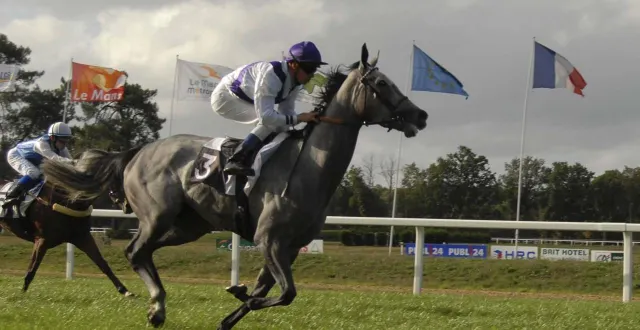 photo  les galopeurs seront à l’honneur sur l’hippodrome des hunaudières pour cette 10e réunion de la saison, lundi 6 octobre 2025.  &copy;  archives 