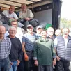 photo  dernier chargement du camion par l’équipe des membres et amis du lions club, afin de vider le local de saint-front. 