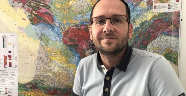 photo  julien féret est hydrogéologue au syndicat départemental de l’eau (sde).  &copy;  ouest-france 
