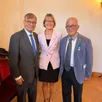 photo  de gauche à droite, jean-luc adda, président de l’association des membres de l’ordre national du mérite ; véronique louwagie, ministre déléguée et jean-claude tripied. 