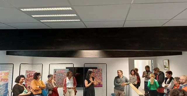 photo  une trentaine de personnes ont assisté au vernissage de l’exposition « raconter les troubles dys et tdah », mercredi 1er octobre.  &copy;  co 