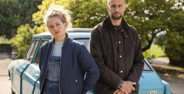 photo  sophie de furst (lila) et arie elmaleh (samson) refont équipe dans un épisode inédit de la série policière de france 3.  &copy;  © nicolas velter - france télévisions - page 36 