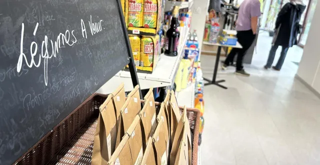 photo  l’épicerie bar a rouvert depuis mi-septembre 2025.  &copy;  le maine libre 