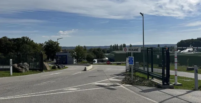 photo  l’enquête publique concernant le projet de forage de l’usine roxane, dans l’orne, est actuellement en cours.  &copy;  ouest-france 