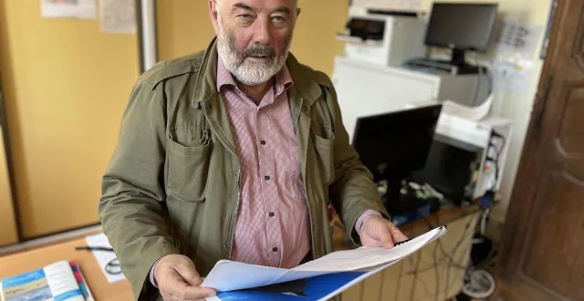 photo  jean mulot, maire de pizieux (sarthe) depuis 1983.  &copy;  ouest-france 