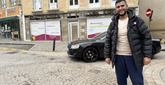 photo  walid le moniteur donne des astuces pour passer son permis de conduire à alençon (orne).  &copy;  ouest-france 