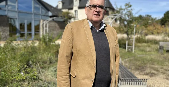 photo  saint-barthélemy-d’anjou, la ranloue, le 10 septembre 2025. pascal tellier vient de prendre sa retraite après 42 ans passés aux archives départementales de maine-et-loire.  &copy;  co 