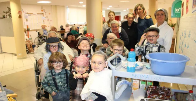 photo  enfants et aînés ont pris plaisir à se retrouver lundi.  &copy;  ouest-france 