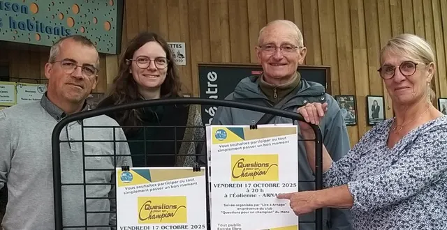 photo  denis oualet (conseiller municipal), alexandra goubin (responsable de la médiathèque), jean-paul barcy (joueur) et évelyne joubert (bénévole à lire à arnage) ont présenté la soirée de « questions pour un champion ».  &copy;  ouest-france 