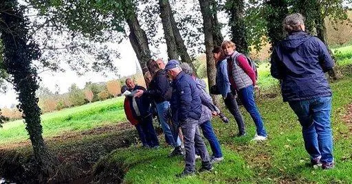 photo  entre flore et nature est l’occasion de découvrir les richesses de la commune à travers ses cours d’eau, ses bois.  &copy;  le maine libre 