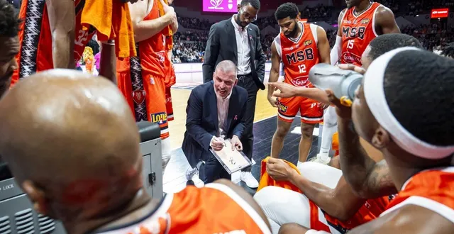 photo  guillaume vizade, l’entraîneur du msb, va coacher pour la première fois en ligue des champions.  &copy;  dominique breugnot, ouest-france 