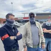 photo  les hommes de la bri sur le parking de l’intermarché de saint-avé (morbihan), juste après avoir récupéré la fillette et interpellé son père et l’homme avec lequel il se trouvait. 